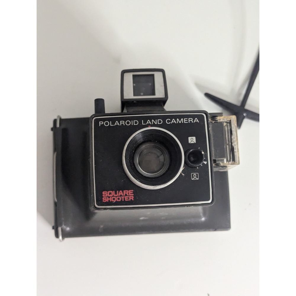 Vintage Polaroid land Camera Square shooter instant photo pictures type 88 film